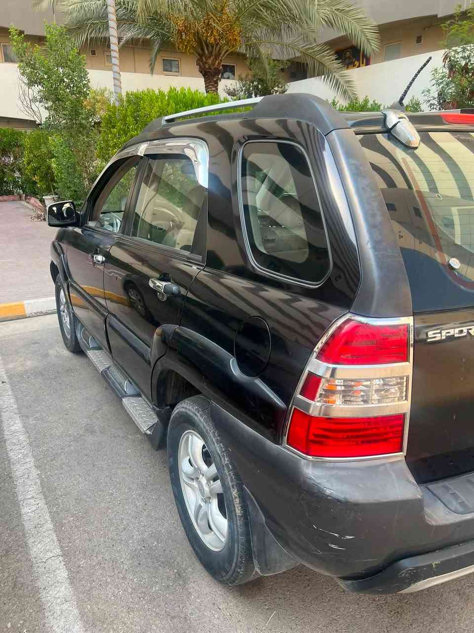 للبيع سبورتج ٢٠٠٧  وارد خليجي  بدون حادث وبدون صبغ  "فقط طخه بسيطه باب خلفي وما مصلحه. ومابينه واضحه بالصور " ماشيه ٢٥٨
رقم بغداد. سنويه تنهي ٢٠٣١ هزه جديده جاهزه 
السعر ٩٦ 
مكانها مجمع بسمايه السكني او فلكة سلمان باك 
للاستفسار: *********** عبدالله
