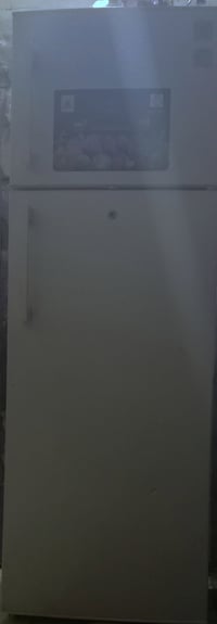ثلاجه جديدة • سعر مناسب