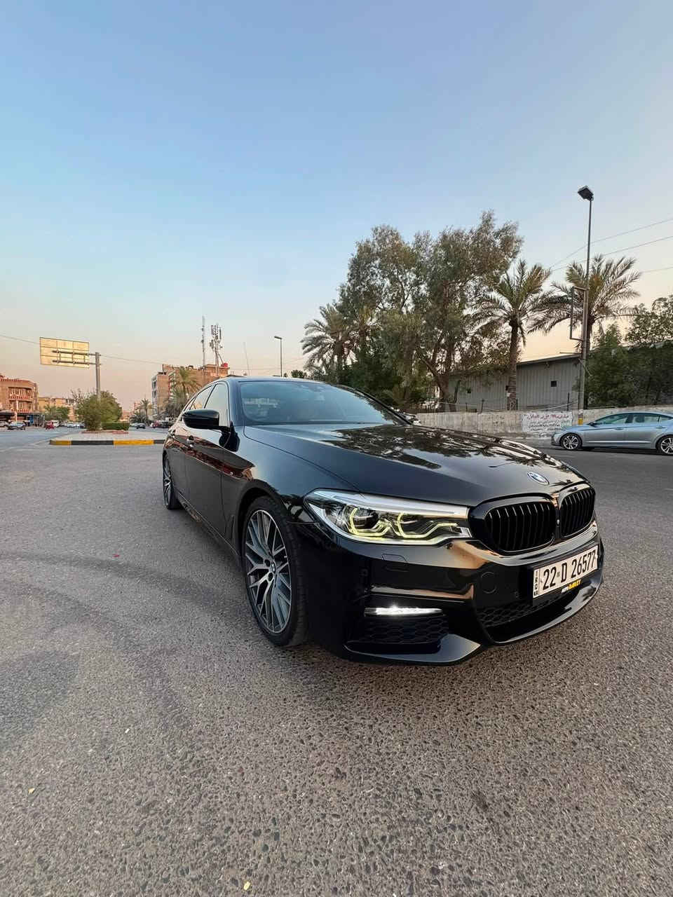 BMW 530i 2018 INDIVIDUAL M PACKAGE
كفالة عامة
BLACK اللون: اسود
الممشى 86 km
فول مواصفات ١/١++
Special Order Black Edition
بصمة 
فتحة سقف (سلايد)
كراسي جلد أصلي مشمشي
كراسي كهرباء (أمامي) فئة Series 7
SMART MEMORY كراسي
I SPORT كراسي رياضية
مقود كهربائي 4
نظام التحدث مع المركبة *
شاشة أمامية كبيرة TOUCH
ماوس تحكم
شاشات خلفية أصلية مع ريمونت
4 كامرات ذكية (٣٥
كامرات 360
Head Up Display
هاندبريك كهربائي
AUTO HOLD
وضعيات قيادة متعددة
(Eco / Comfort / Sport)
ناقل حركة أوتوماتيك + عادي •
كير 8 سرعات م
AUTO START
مانع انزلاق
نظام تحديد المسار
كروز كنترول
نظام تحديد السرعة القصوى
4SYNC نظام
SMART ADAPTIVE زنون 
أوتو عالي
بك لايت 3D
بك لايت ضبابي
M POWER 20 ويل قياس
M POWER فجوج بريك

مرايا بإشارات جانبية
V SMART شباك أمامي -
فتح صندوق كهربائي (حساس القدم) (٢
حساسات أمامي + خلفي ه
حساس مطر
BLIND SPOT!
WIRELESS CARPLAY E
Bluetooth / USB / iPod / CD

السعر 28000$ يعني 280 ورقه

للأستفسار
***********
