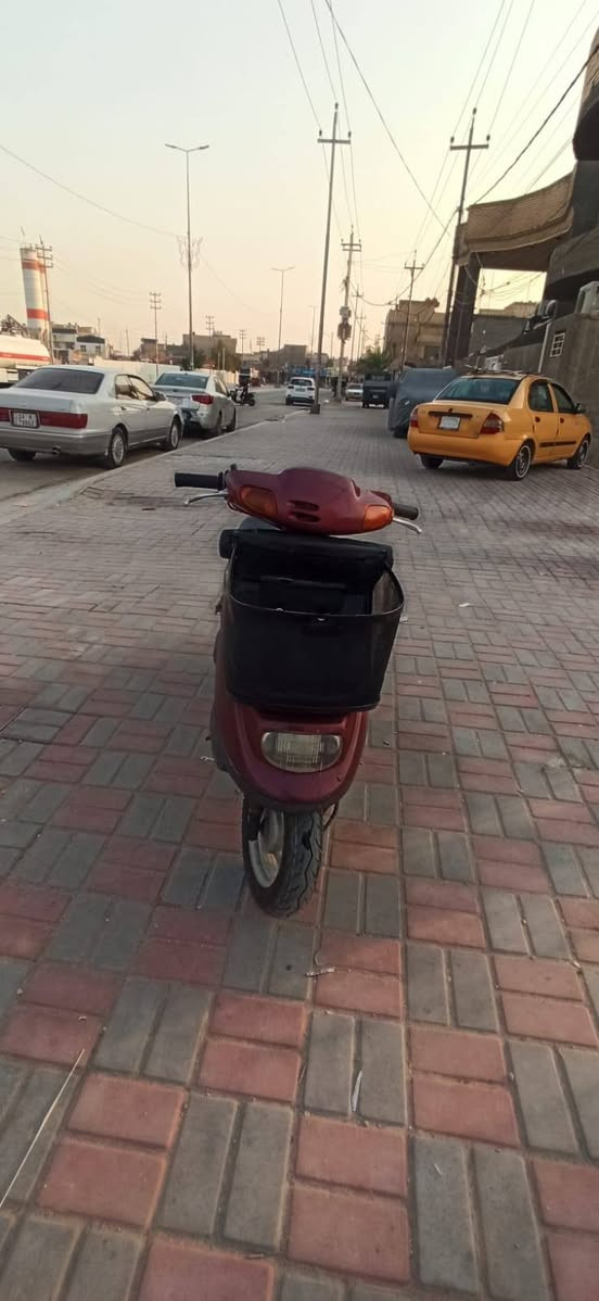 منغولي نظيفة كلشي بيها شغال مكينة ناعمة ما مفتوحه
السعر  ٤٧٥ بيه مجال قليل 
اتصال فقط ***********
واتساب ***********
