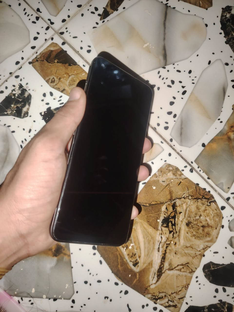 realme 8i
ذاكرة 128 رام 12
بوبجي 60 سلس 
شرط  فول مامفتوح 
نضافه 100
جلخ مابي فول 
سعر 115 بي مجال
