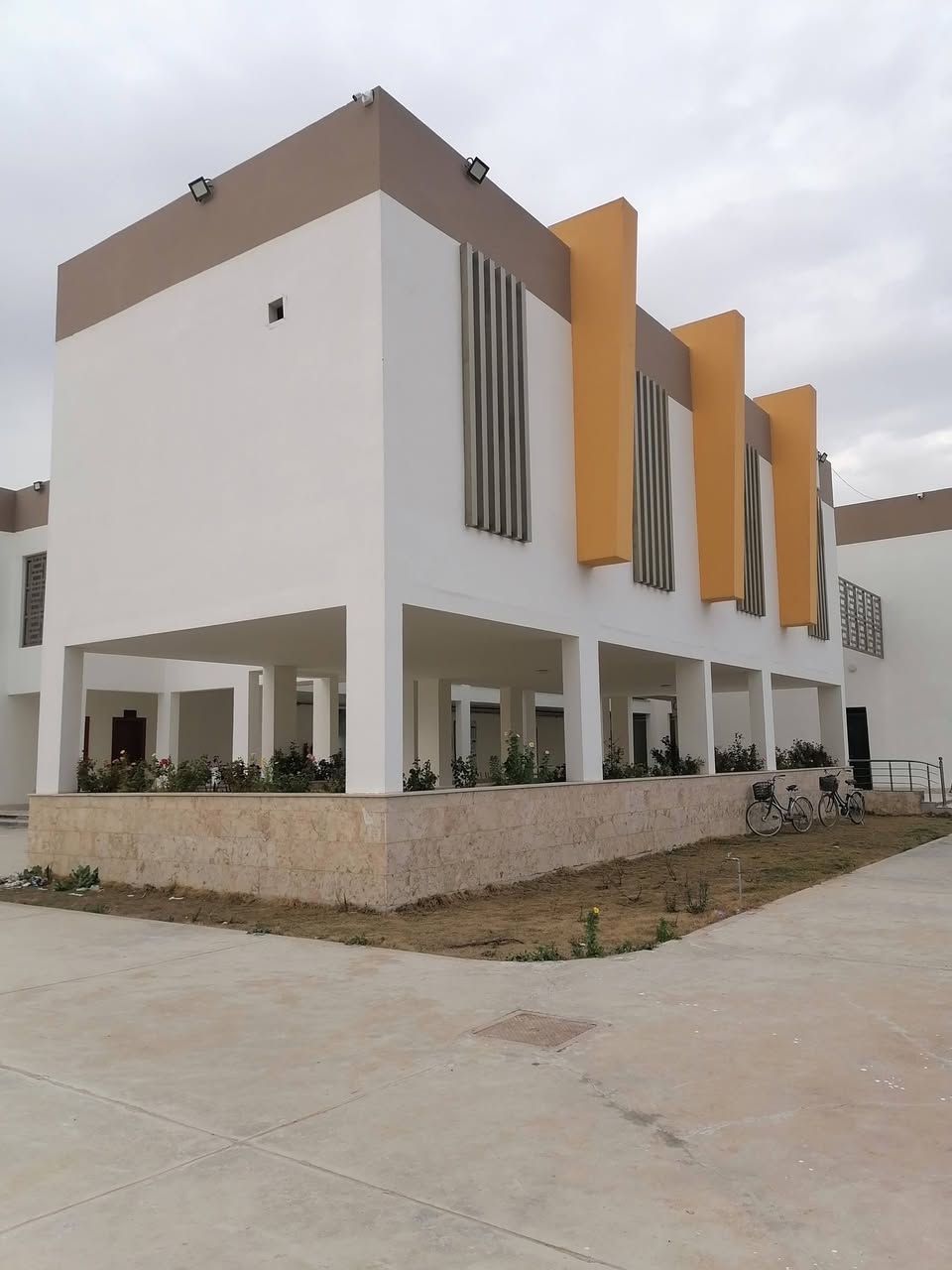 السلام عليكم
الى اهلنا في الزاب والقرى المجاورة 
نعلن عن جاهزيتنا لصبغ البيوت وكافة الغرف والمطابخ والمحلات والابنية 
وكذلك  لصبغ الابواب والشبابيك و حلان 
وبأسعار مناسبة جدا جدا 
الجمالية والترتيب عنواننا نحرص على ان نرضي الزبون واعمالنا تشهد على ذلك 
للتواصل والاستفسار
رقم الهاتف ***********
الصباغ عمار الحزام الجميع @إشارة
