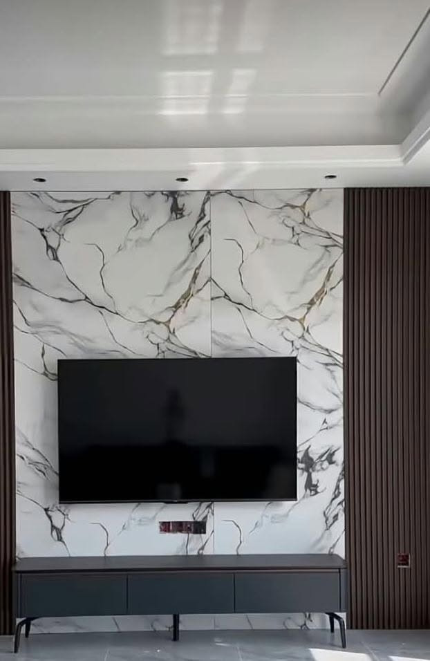 تصميم البيوت والمجمعات السكنية والمحلات تصميم  واشراف وتنفيذ جميع المباني داخليا وخارجيا وباجمل الاشكال وبعمل متميز واسعار تنافسية.
رقم الواتساب
***********
