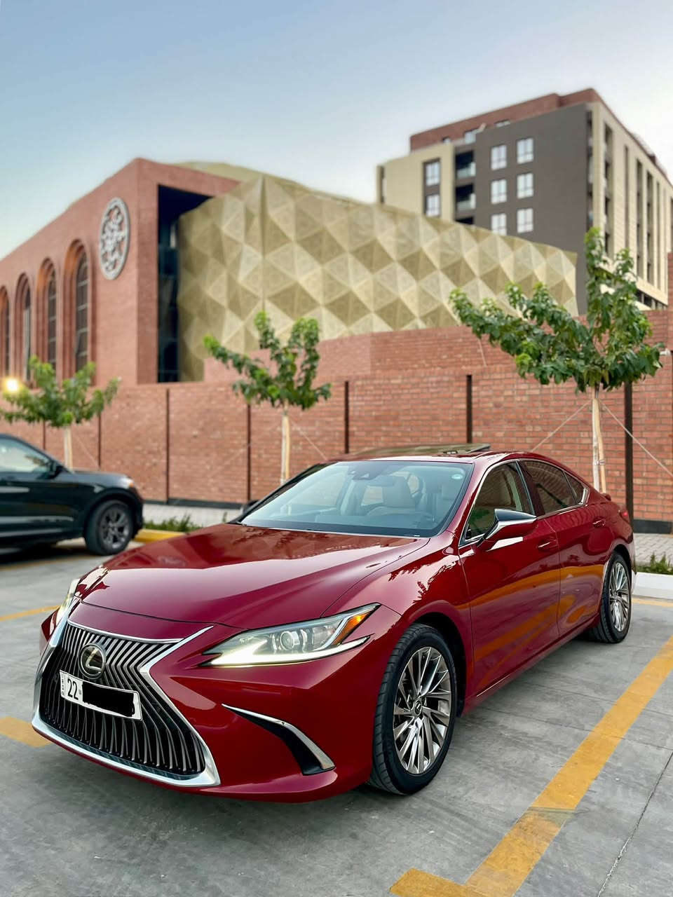 ﷽
🔥 لكزس ES350 V6 – فول مواصفات، 

🚘 Lexus ES350 V6  2019 بلون نادر ومميز، ومواصفات كاملة.

المواصفات:

• محرك V6، 6 سلندر

• داخلية جلد بيج فاخرة

• سلايد

• بصمة

• شاشة

• كاميرا خلفية

• حساسات

• ستيرن كهربائي

• ستيرن مع ذاكرة

• رادار أمامي

• رادار مسار الطريق

• تحديد السرعة

• إضاءة LED

• باگ لايت LED

• عدسات

• أنظمة قيادة: ECO / NORMAL / SPORT

• مقاعد كهربائية

• مقاعد تبريد وتسخين

• مقاعد جلد

• مقاعد مع ذاكرة

• تكييف مركزي ثنائي المناطق، منفصل للسائق والراكب

• نظام تدفئة وتبريد للمقصورة

• إنارة أوتوماتيك

• أبواب سحب/إغلاق بصمة

• زجاج أوتوماتيك

• جناح خلفي للصندوق

• حساسات ضغط الإطارات

• كاميرا/حساسات للمواقف

• نظام صوتي فاخر Mark Levinson – 17 Speaker

• تحكم بالصوت من الستيرن

🛞 أربع تايرات ووايلات جديدة مركبة حديثاً.

📄 السَنَوي، الرقم، البيئة، الطريق، الفحص وجميع الأوراق كلها جديدة ومكتملة.

🔧 الکير والمكينة لم يتم فتحهما أو تصليحهما.

⚠️ من الأمام: ضربة خفيفة بدون إيرباگ، .

واحد قدعە صبغ جملغ الخلف الصندوق، بدون إيرباگ.

📍 الموقع: السليمانية

📞 للاتصال: ***********

📲 ***********

واتس اپ 

🔥 السيارة جاهزة، فول مواصفات، والسعر مناسب!
