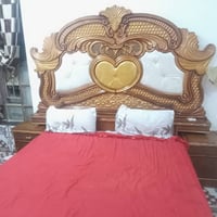 غرفه للبيع • تميم