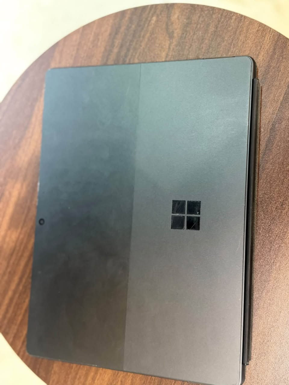 سيرفس برو ٩ • كور i7-1255U • ١٦ جيجا رام