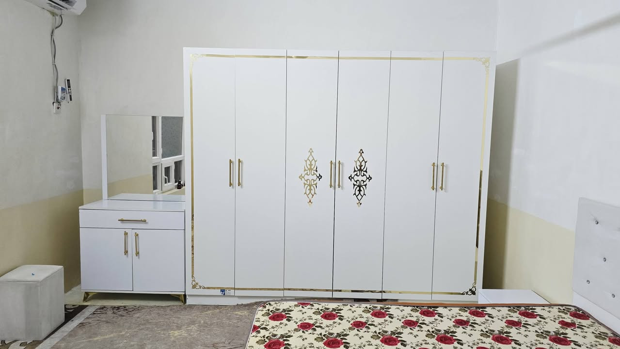 غرفة نوم تركي • تفصال حسب الطلب • بدّل مستعمل