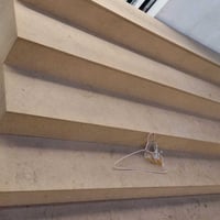 مدرجات أحذية • MDF