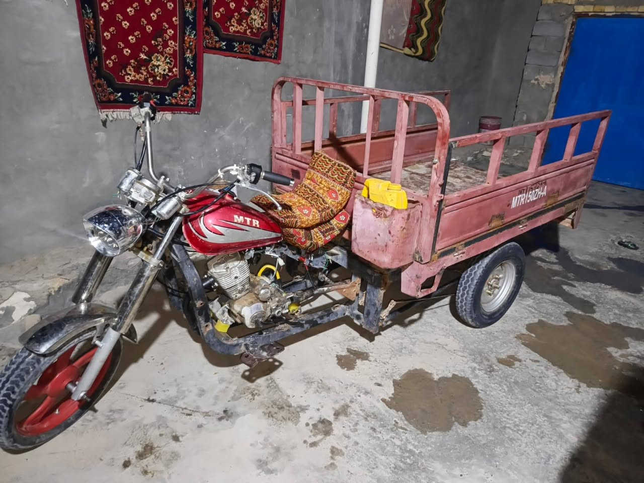 سلام عليكم ستوته للبيع أمتي ار نضفته حسب الصور المكان نجف ستوته جاهزه غراضه كله نضيفه *********** سعر 600 وبيه مجال
