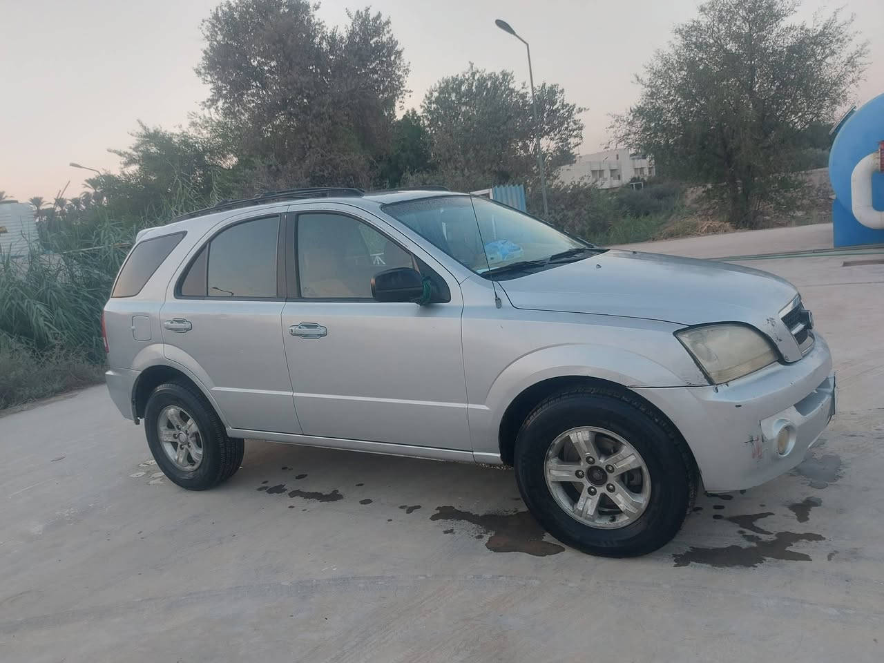 @سياره للبيع سياره سورنتو ٢٠٠٦ أمريكي كير عادي بسعر مناسب للشراي لون سلفري  خير من الله وين جنايه رقم الهاتف *********** سعر ٦٥ وبيه مجال
