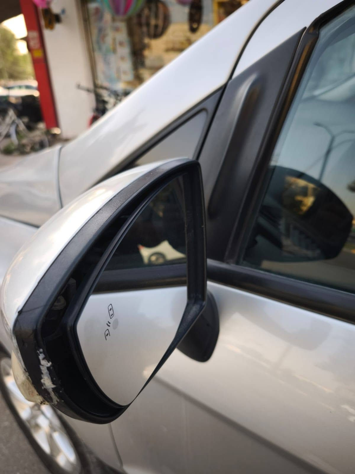 السلام عليكم للبيع فورد eco sport وارد امريكي ضرر فقط بنيد تبديل نفس اللون موديل 2021 فوووول مواصفات بصمة تشغيل وبصمة ابواب سلايد روف فول سستم ايرباك تبريد شاشة الكشنات الامامية تدفئة رادارات محيطية حساس خلفي وبعد مواصفات ماعرف صراحة بيهن السيارة حجم المحرك 4 سلندر 2000 تنفس طبيعي السيارة حلوة عالية شبابية أو تصلح نسائية رقم بابل باسمي حرة تحويل مباشر السعر 95$ اذا يبقة مبلغ ويتقصط مومشكلة بس من مركز محافظة بابل حصرا متواجدة في بابل حي الطيارة للاستفسار *********** ابو عباس
