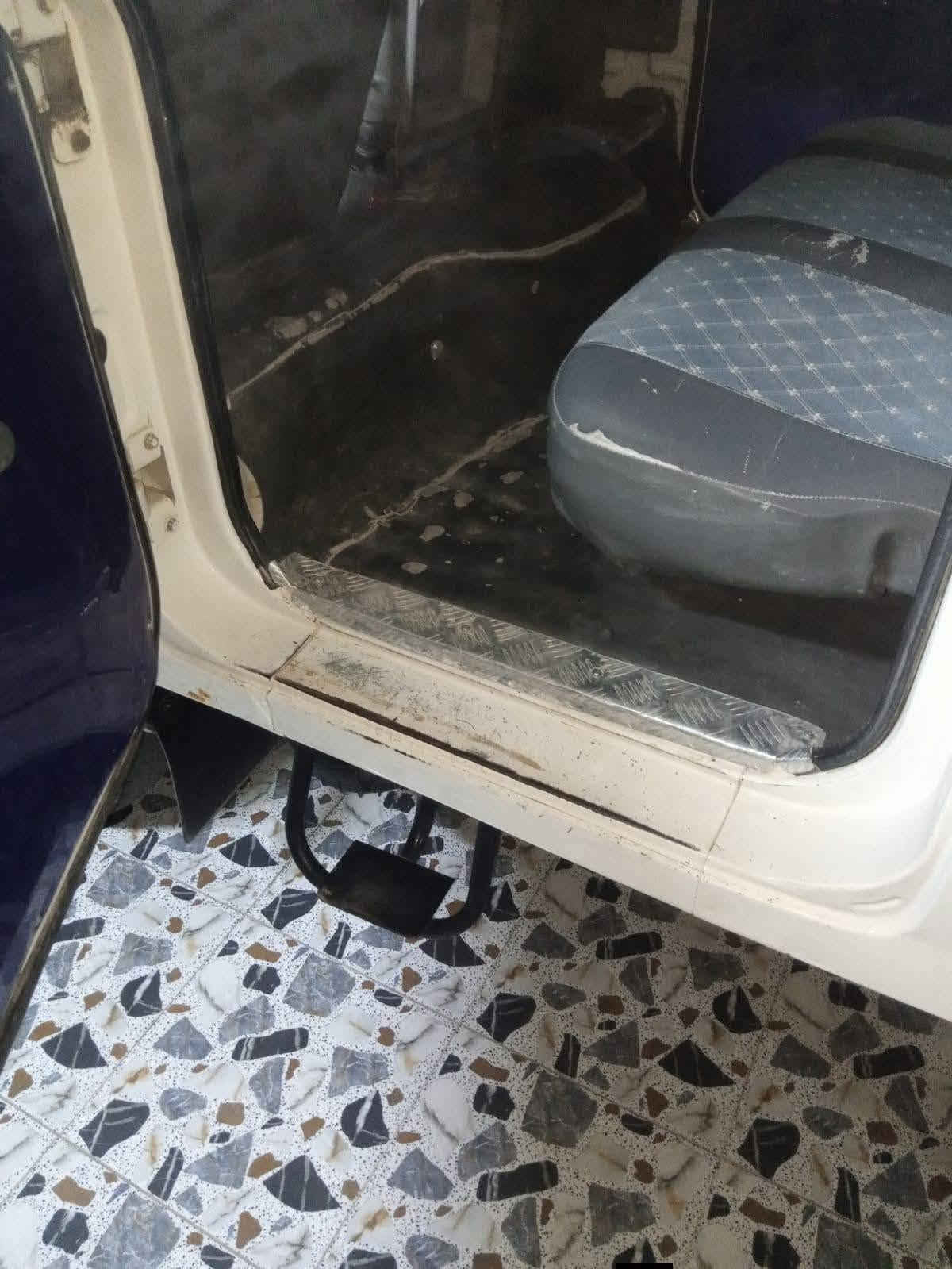 السلام عليكم كيه ام وعيون موديل 2002رقم انبار بسمي تحويل مباشر سياره حلوه كير محرك خير من الله شاصي رقم شاصي كفاله  السعر 88وبيه مجال شي قليل   المكان الانبار حصيبه الشرقيه ***********

