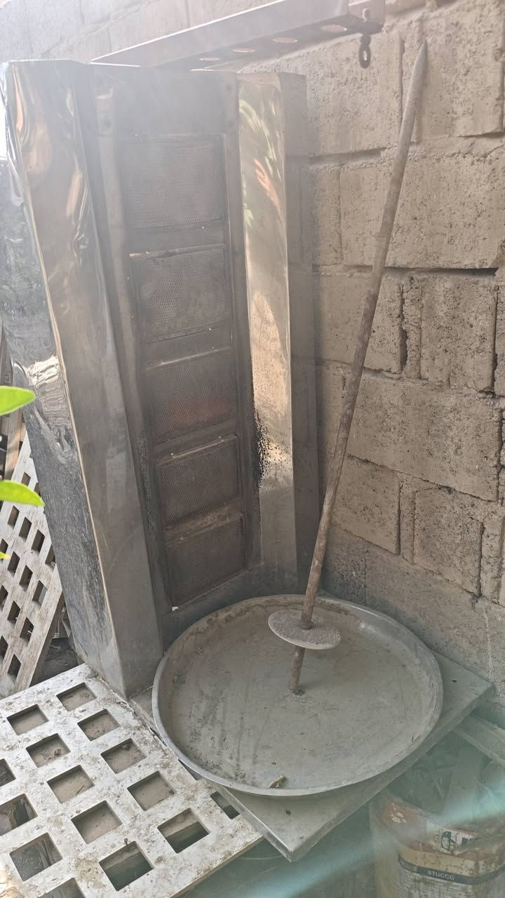 ماكينة شاورما • ٥ عيون • مستعملة