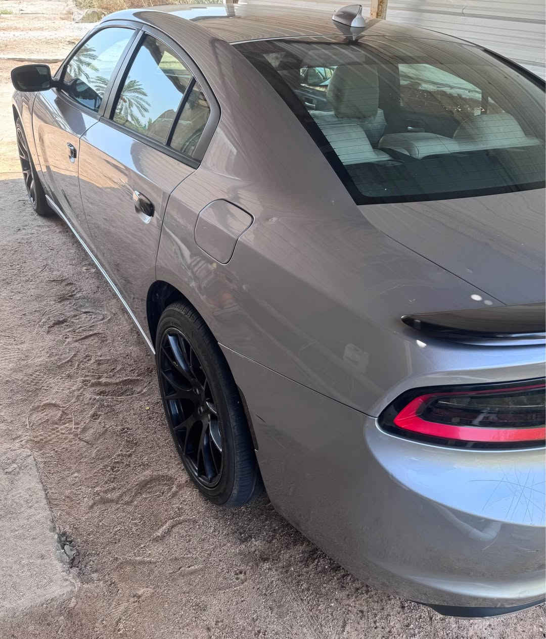 السلام عليكم جارجر للبيع مديل ١٦ اصل 
رقم بصرا بأسمي 
محرك سته سلندر sxt
حادثهه موضح بلمنشور صبغ قطعه وحده
السعر ١٦٥ وبيهه مجال 
الهاتف *********** رجاءً المو شراي لا يتصل ولا يراسل البصرة, العراق
