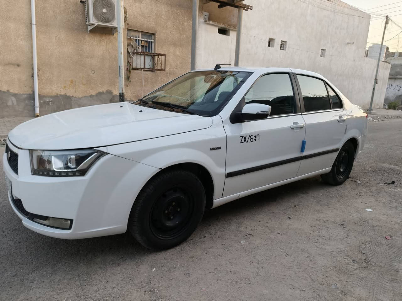 السـلـام عـلـيـكـم
سـيـاره سـمـنـد شـكـل جـديـد 
مـوديـل/ 2022 
لـون ابـيـض 🤍
رقـم بـصـرة سـيـاره اقصاد استقطاع مباشر 
وكالة بسمك ثاني يوم
محرك نشيط وحلو 💪
فقط مبدل ولفات بسبب القايش
وصبغ خشم البنيد موضح بصوره
تبريد ثلج  تدفئه كله شغال
حداديه زينه كلش 
محرك / 1700 CC
سعرها / 65 وبيها مجال   
رقم صاحب سياره 
*********** 📞

