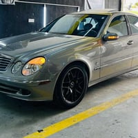 مرسيدس E500 • جلد • رانية