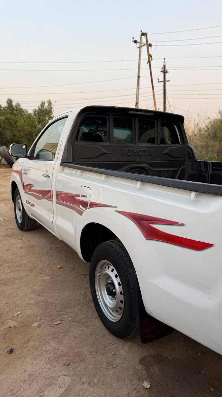هايلوكس • ٢٠١١ • رقم واسط