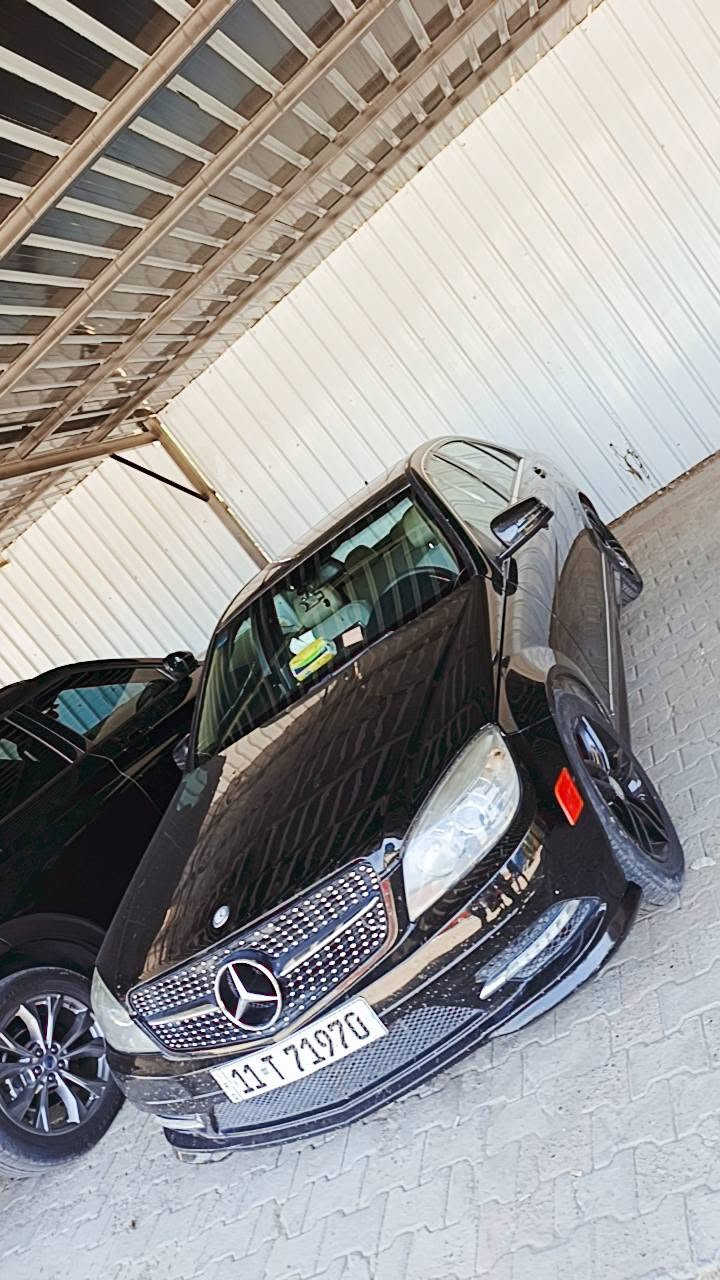 الجميله✨ للبيع او مراوس
 لون لمميز الاسود الاملكي 🖤
مرسيدس C300 موديل 2011
فول مواصفات – سيارة نظيفة جداً
فتحة سقف – شاشة – كشنات جلد ميموري – ستيرن كهرباء  _تدفئه كشنات _ خزن كشنات ميموري _كامرا خلفيه_شاشه كبيرا_برده خلفيه _وضعيات قياده_ مثبتات سرعا 2_كير7نمر صاروخ🚀 وبعد بيها هواي موصفات
محرك 6 Vلعقل الفوك لمرغوب
بدون حادث فقط الجاملغ الخلفي كلير ولباب عكس سايق بارد شبر 
 مكينة وكير كله جديد 
السيارة استخدام شخصي 
رقم بغداد
تحويل ثاني يوم  ارقام نكليزي
📍المكان: بغداد – البلديات 
💰السعر: 135
📞 للتواصل: ***********
📞:التواصل***********
ارقام واتساب
