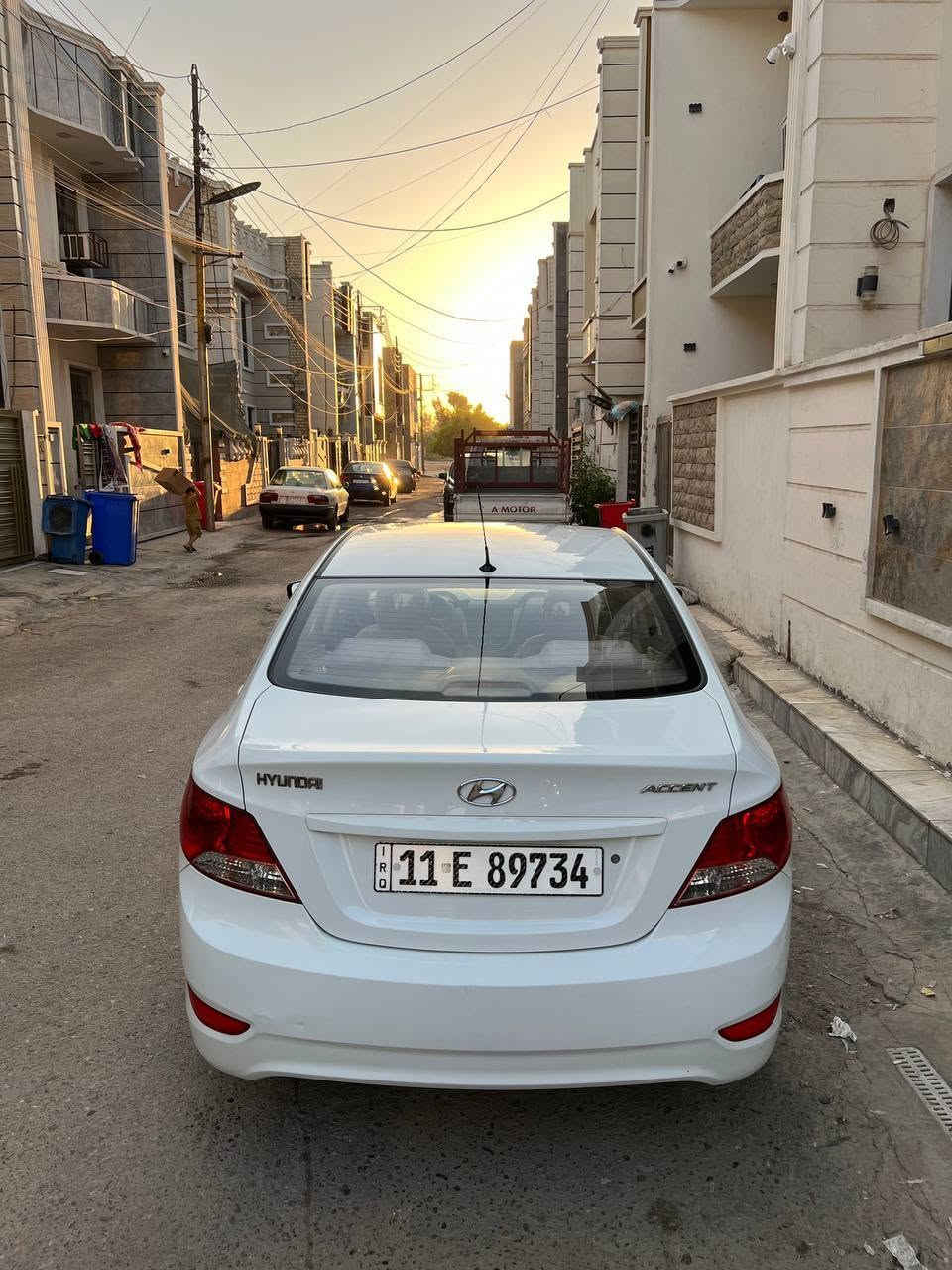 السلام وعليكم 
اكسنت 2013 خليجي الشركة العامة مكفولة من الصبغ والتبديل والبارد عدة طخة بالدوسة وحالوب خفيف بالقمارة رقم بغداد الدولي الجديد باسمي تحويل ثاني يوم مكينة وكير وتبريد خير من الله مكينة 1600 دبل قطرة سيارة جديدة وبلادية ع وضع الشركة 
السعر / 100$ وبيها مجال بسيط 
العنوان الدورة الاثوريين 
للاستفسار / *********** 📞
