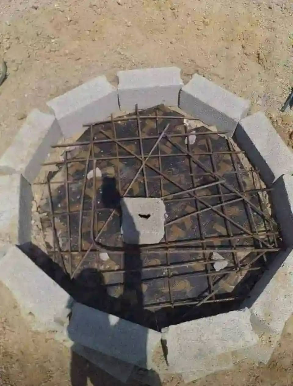 يوجد كادر حفر منهولات مثل ما موضح بل صوره 
الأستفسار..خاص
او على الرقم..‏‪***********‬‏
