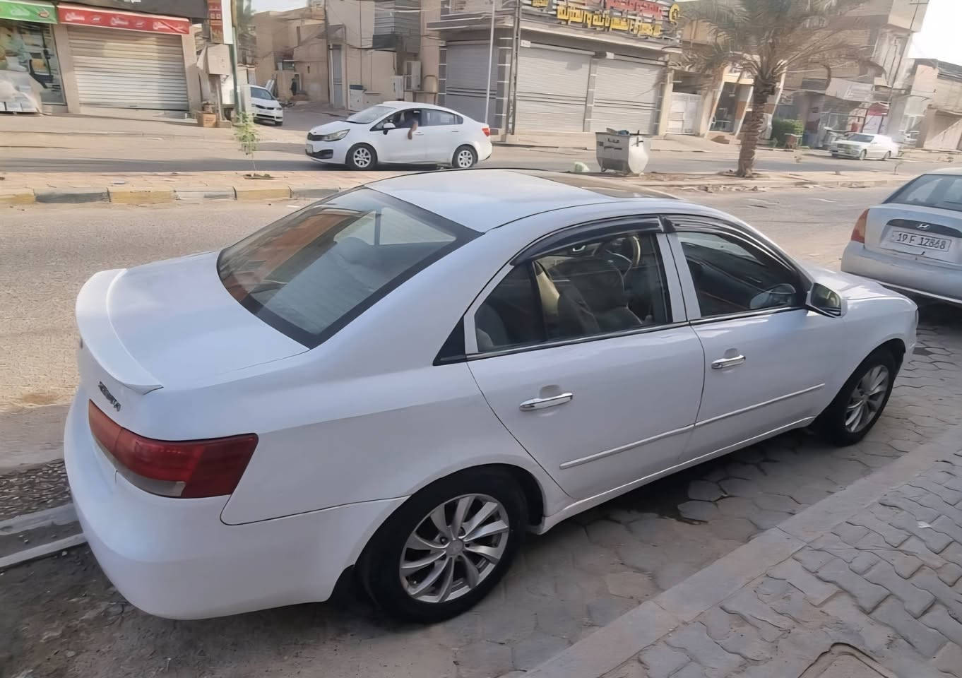 سوناته 2006 بيه اربع قطع مصبوغه عام رايده 83 وبيه مجال مكاني نجف ***********
