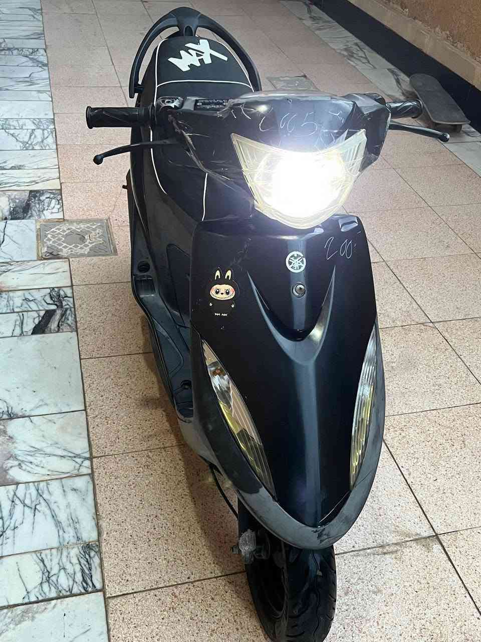 ماكس عدلة • يابانية • مكفولة