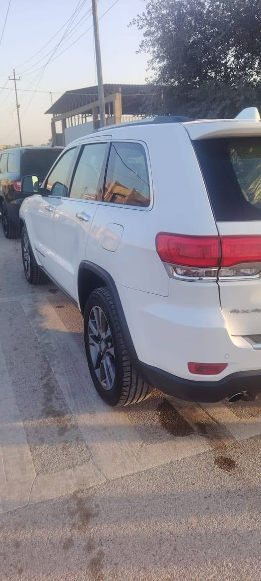 جيب موديل 18 خليجيه رقم بغداد بسمي تخم تاير مكفوله كفاله فول مواصفات 3شاشات رادارات جانبيه وقوف ذاتي تشغيل عن بعد كل المواصفات موجوده عده جكاك السعر 225الستفسار ***********/ ***********مكاني واسط الكوت
