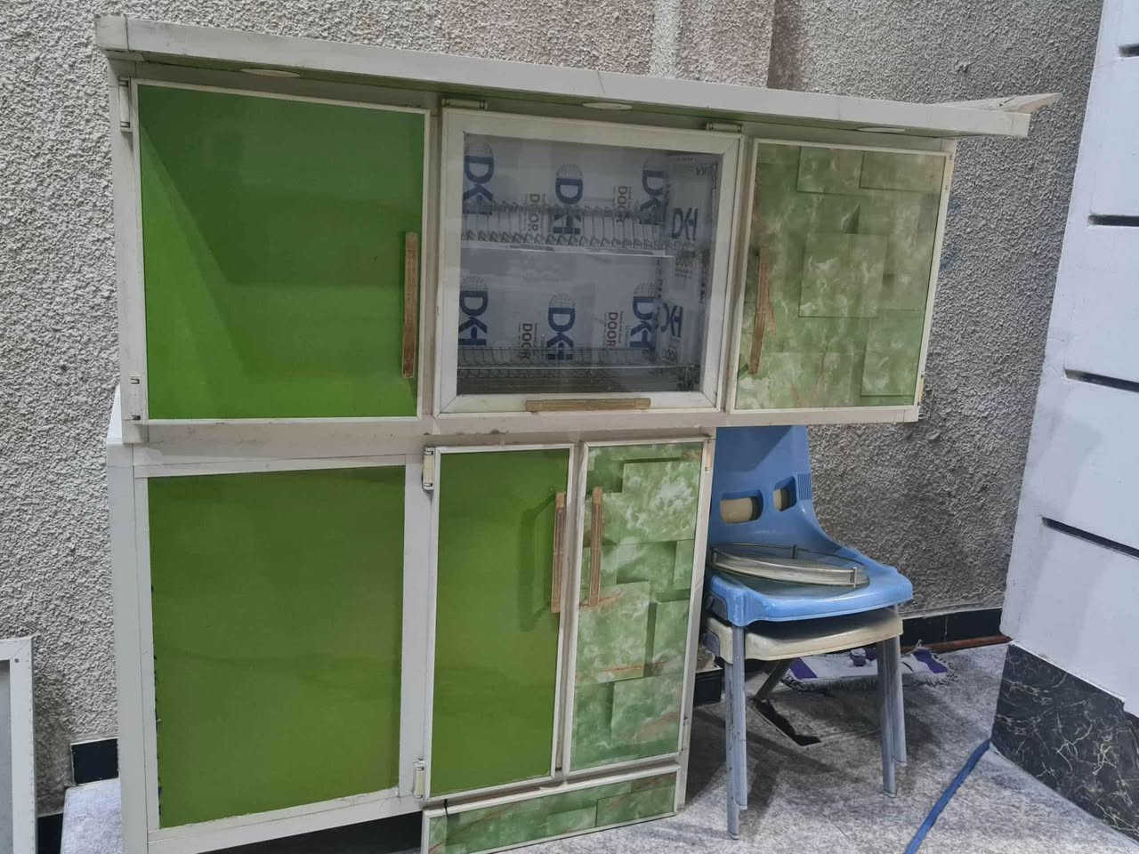 قطع كاونتر مستعمل للبيع للتواصل ع الخاص والاتصال ع الرقم ***********
