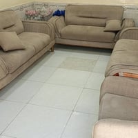 كنبة • للبيع • أثاث منزلي