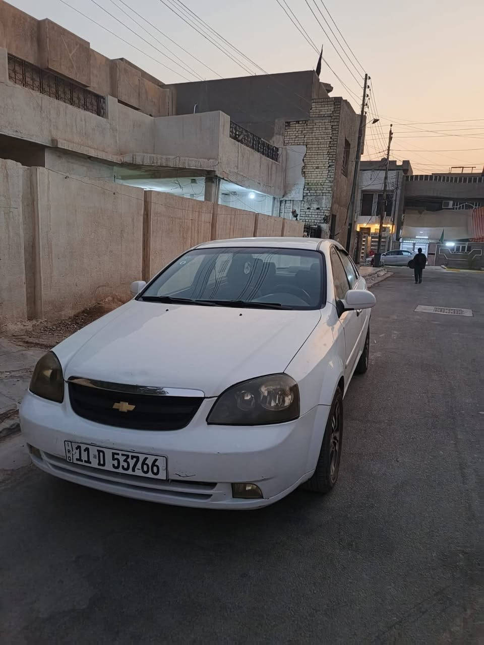 السلام عليكم 
اوبترا ٢٠١١ رقم بغداد باسمي تحويل ثاني يوم 
گير وكهربائيات وتبريد وصدر امامي خلفي كله جديد بالچيس 
مكينه فقط بطالة واويل بم 
بيهه قطعتين لو ٣ ما اذكر تجي تكلب وبخدمتك 
مكانهه بغداد الامين الثانية للاتصال ***********
سعرهه ٦٠ وبيهه مجال بسيط

