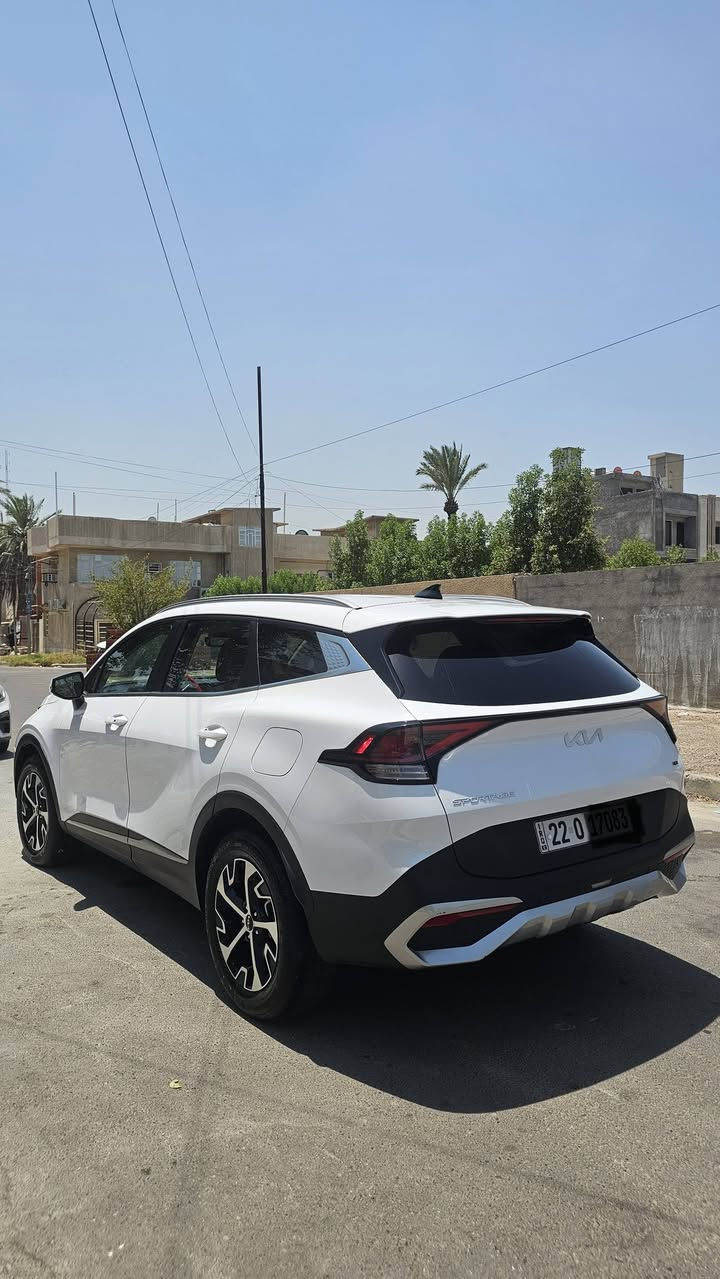 السلام عليكم للبيع kia sportage 2024 - EX امريكي مبدل قطعة وحدة
السيارة وارد امريكي مبدل قطعة وحدة بس ( البنيد ) لغد ، شواصي ، كير ، مكينة كلة مكفول وصورة السونار موجودة  بالمنشور

 السيارة ماشية 77 الف وبيها ملاحظة خسفة بالبنيد صغيرة بسبب التحميل 

سعر السيارة 190 ورقة 

مواصفات السيارة ( كشنات جلد تدفئة ، اشاير مري ، نقطة عمياء ، بصمة وتشغيل عن بعد ، تحديد مسار ورادارات ، توقف تلقائي ، شاشة متصلة ، تحكات مودات ، دفع رباعي  ) مواصفات بعد هواي 

رقم اربيل وتحويل مباشر 

مكاني شارع فلسطين رقمي بيه واتساب اذا تحب 

***********

