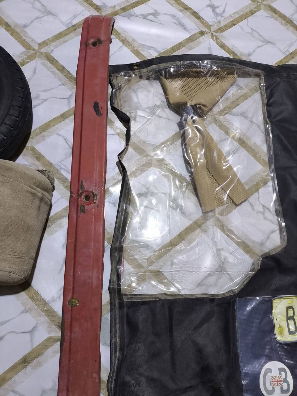 غراض تكتك للبيع ابيع شلعه وحده دعاميه الصليه الثقيل سبير شغال تاير نص عمر مرايه جادر سفريات الي اصير خلف السايق وكدامه 
خاص مامتواجد ***********
