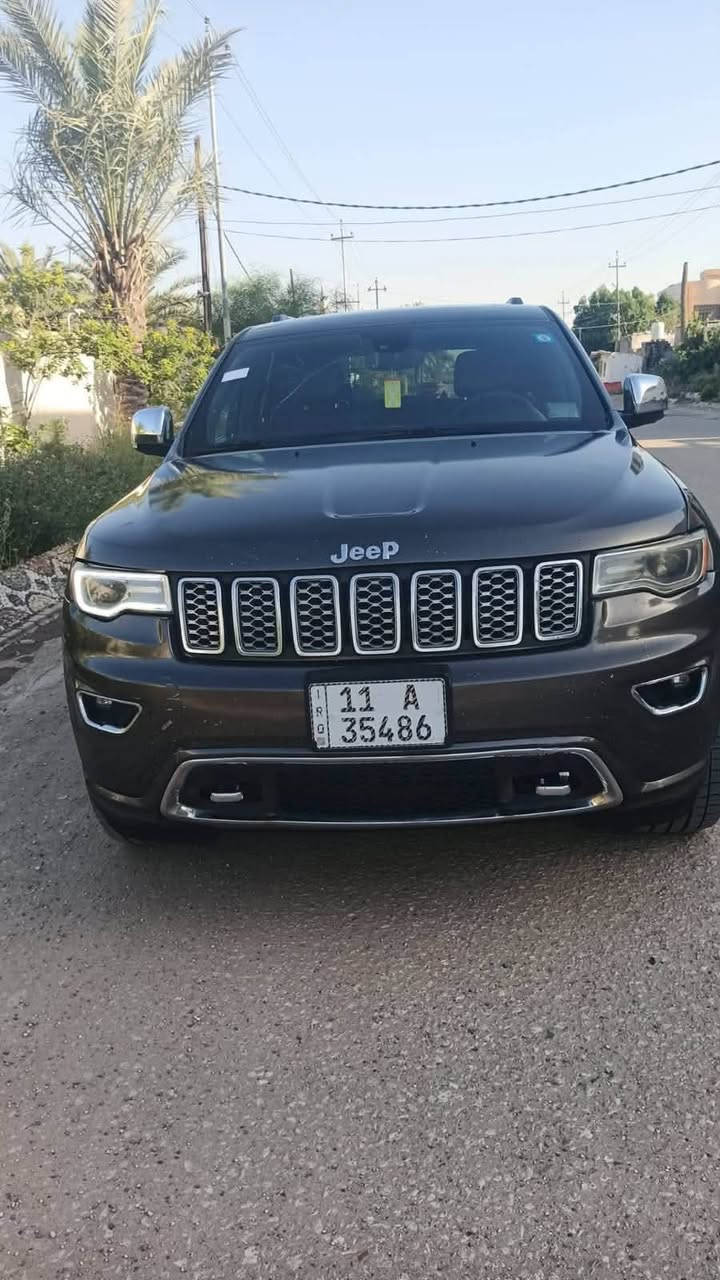 سياره جيب لاريدو حادثه بنيد  وجاملغ خفيفات 2019 وارد امريكي سياره فول واحد عله واحد جكات سعر ١٧٥ وبيه مجال ***********
