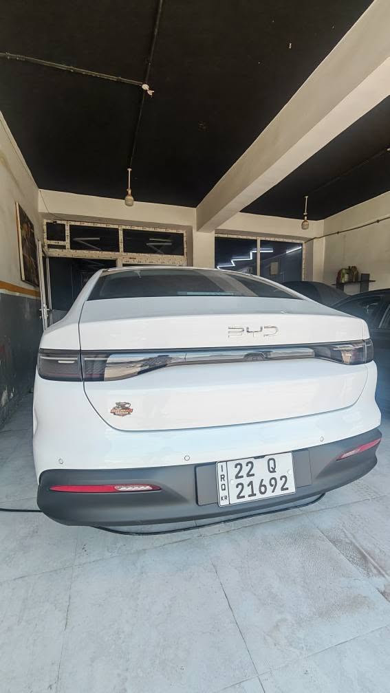 Byd seal 05 
2025 
1- مرقم اربيل 
2- مشاية 11 الف 
7000 كهرباء و 4000 مكينة 
سيارة وضع الصفر بدون صبغ ولا تعديل ولا رصعه 
3- مع بطاقة بنزين 
4- شاحنه اصلية متغيرة امبيرية بدون ايرث  مع شاحنه البلادية 
5- كماليات داخلية ارضيات اصلية وصندوق كامل 
السعر على الخاص 
رقم هاتف ( ***********) كركوك, العراق
