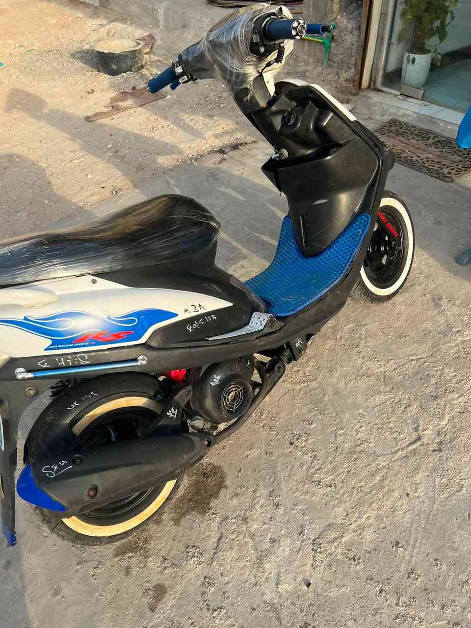 دراجه ماكس عدله للبيع 650 شلعة معدل ***********
