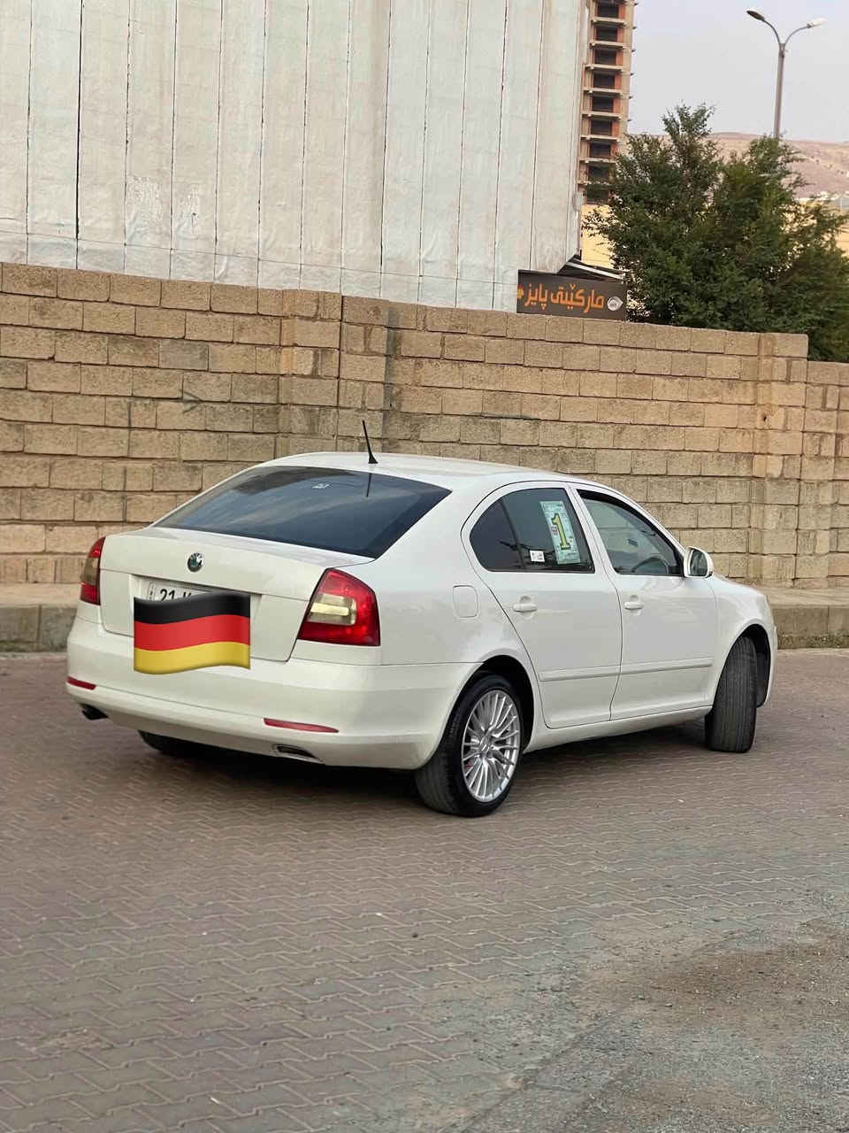 بەناوی خوای  گەورەو میهرەبان
شکۆدا🇩🇪
مۆدێل🧿
2013
تەکسی بووە کراوەتە خسوسی 🧿
سەیارەکە هی دەسە هی مەعرەز نییە
مەکینە گەورە ✈️
تابلێی سەیارەیەکی ڕێک و پێکە بی موشکیلەیە🧿
ماشەلا هەیکەلی و مەکینەی زۆر جوانە 🧿
بەشەرتی  تەبریتی و ساردو گەرم تەحویل و غرامه و هه موشتيك.🇩🇪
بۆ نرخ💵
پەیوەندی بکە بە
شوێن سلێمانی
*********** السليمانية, العراق
