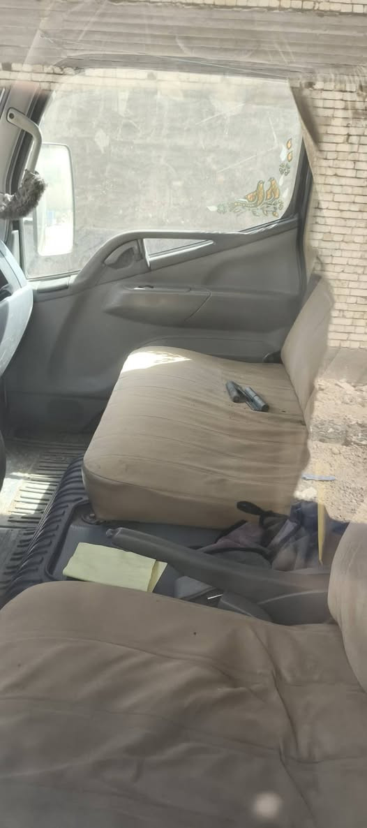 السلام عليكم كنتر ٢٠١٦ سيارة جديدة خير من الله تخم تاير جديد
باتريات جدد
تبريد ويه السويج
محرك كير خير من الله
رقم بغداد الجديد
السعر ٢١٠ وبيها مجال
بغداد قرب علوه الرشيد
***********
