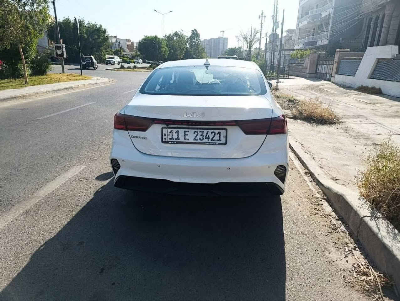 سيراتو موديل 2024
مكينه 2000
كير اي تي 
حساس خلفي 
شاشه كار بلي 
 الشركه الدوليه 
ماشيه 75حقيقي
مبدل بنيد نفس الون 
بدون شاصي 
بارد  بدايه جاملغين 
وبارد وتكحيل  بسيط بلخلفي  
فقط 
 سياره بغداد بسمي  تحويل ثاني يوم شرط 
مكان سياره بغداد حي العدل 
السعر 150
وبيها مجال 
جاي احجي عل سعر فورتي المكفول بين 
تواصل ***********
