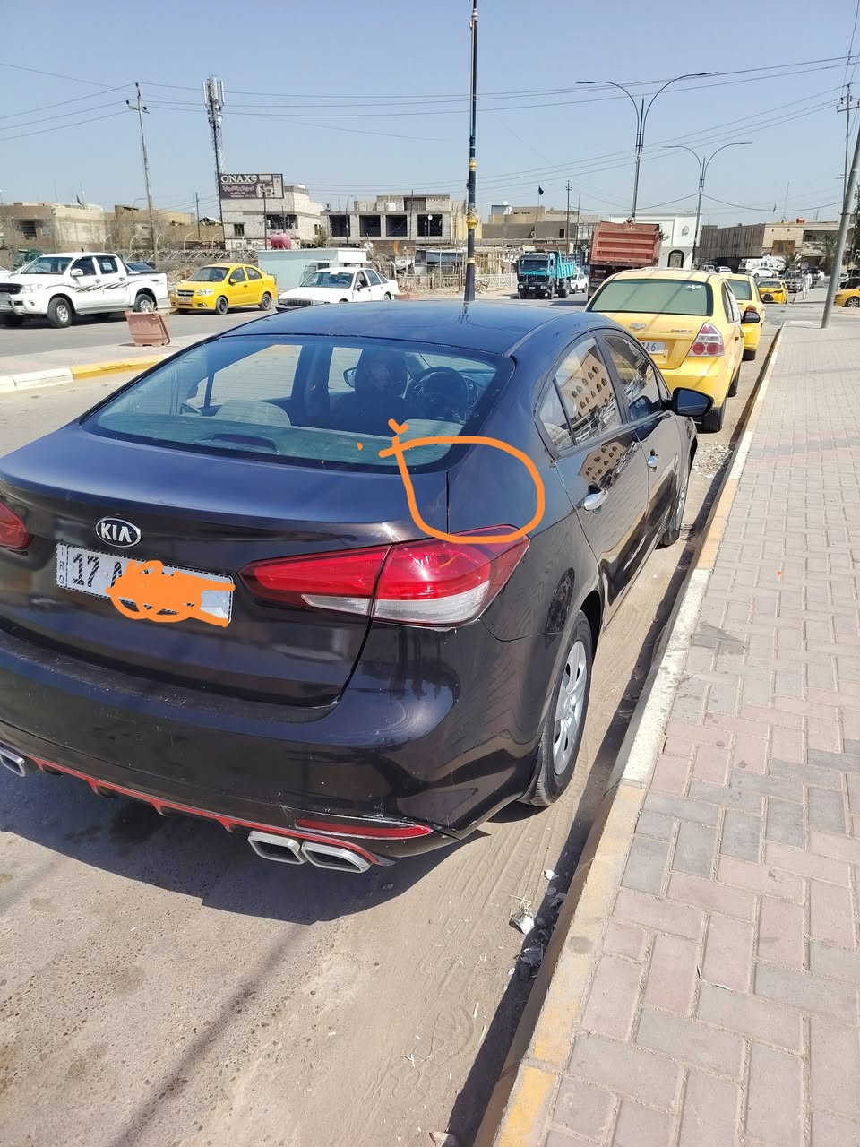 سيراتو ١٧ لون جوزي بني بيه قبق جنطه مبدل ومصبوغ وقليل من الجاملغ الخلفي مؤشر بالصورة بيه بارد قليل بالبيبان وشويه بالجاملغ واضح بيه جراد  كير مكينه تبريد مشروط
السعر ١٠٥ وبيه مجال
***********
سيراتو ١٧ لون جوزي بني بيه قبق جنطه مبدل ومصبوغ وقليل من الجاملغ الخلفي مؤشر بالصورة بيه بارد قليل بالبيبان وشويه بالجاملغ واضح بيه جراد  كير مكينه تبريد مشروط
