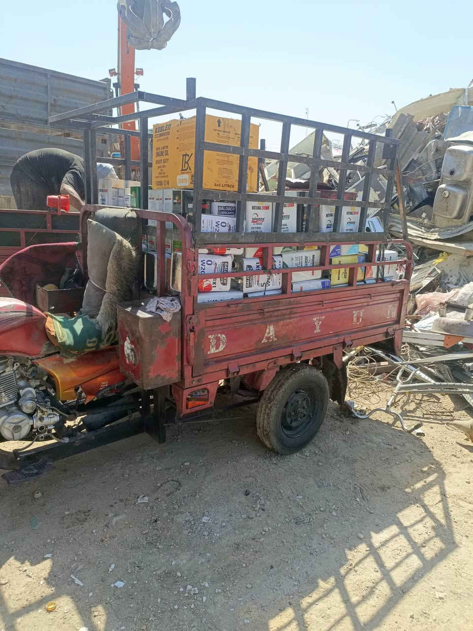 ستوتة دايون 18محرك 19 اوراق اصولية مابيها  نقص قير بس المحرك ينقص  ريدها 950وبيها مجال   بغداد شعلة  رقم ***********

