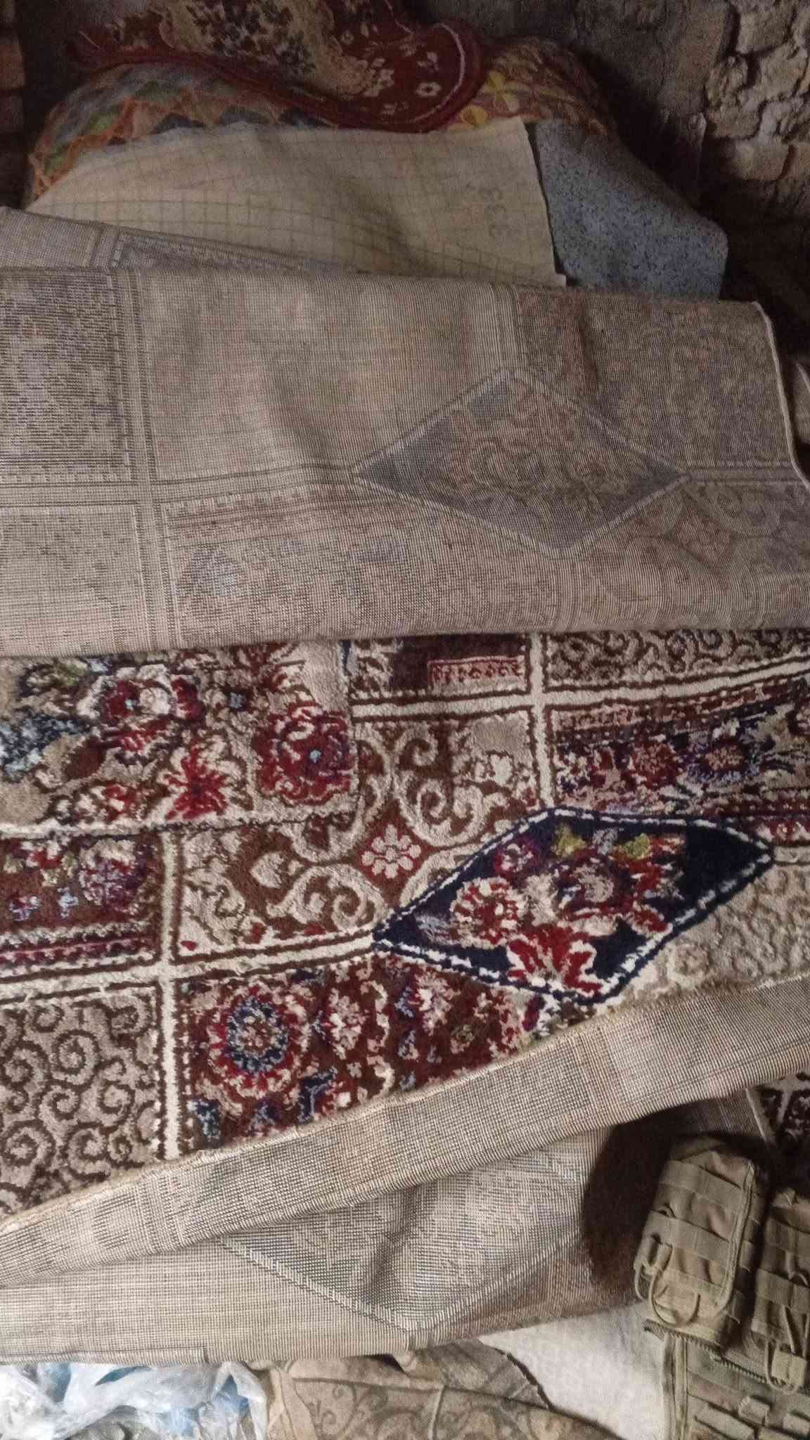 السلام عليكم غراض بيت للبيع فوري شلع بصره تنومه شارع واحد قرب الجسر الصفير التوصل وتساب ***********

