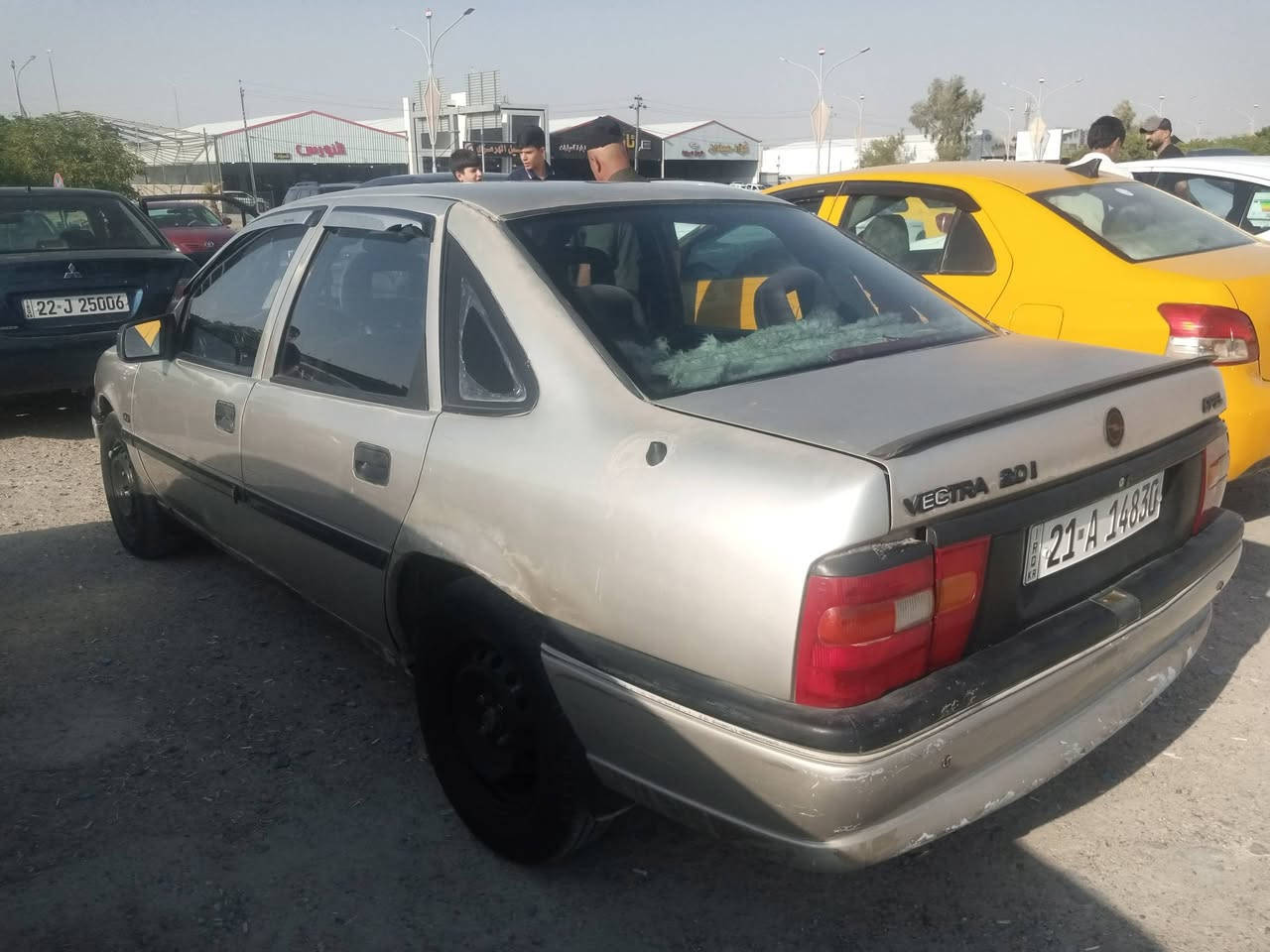 اوبل موديل1991 گير اوتماتيك
مه كينه بيست20 دفتربنزين موجود
 سنوي باقي 8مانگ 8اشهر 
مكان كركوك
***********
***********
سعر34 بي مجال قليل
