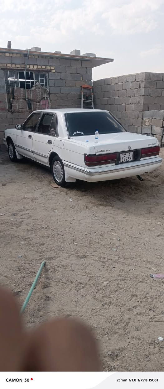سلام عليكم سيارة البيع سيدان وارد خليجي مديل 87 رقم نكليزي مثنة تحويل ثاني يوم مكينة وكير بطة نضاف كهرباياتة كلة شغالة تخم تاير جديد شاصي نضيف سعر 38 وبية مجال مكاني م قصر ***********

نص مكتوب في الصور:
- CAMON 30 • 23mm f/1.8 1/390s ISO50
- CAMON 30 23mm f/1.8 1/751s ISO51