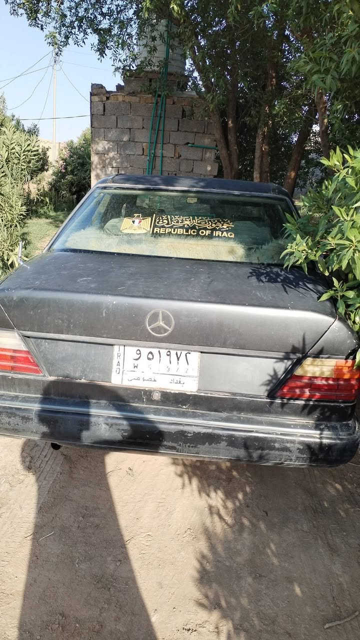سلام عليكم للبيع فقط

***********

من رخصه الادمنيه المحترمين 

مارسيدس دب موديل 88 رقم بغداد  محور كير ومحرك بطه سته سلندر ديلكو  حجم (2500) مصبوغه عام  لجماليه سياره شرط التحويل او وكاله 

كيرو محرك شرط لاصرف وصوت وبخار 

قواعد دبلات مكفولات مع شاصي

جام كهرباء 

كهربائيات كلهه شغاله بدون نقص الشراي يتصل ويدلل مكان السياره ذي قار الفجر 

سعرهه ....،،45وبيه مجال
