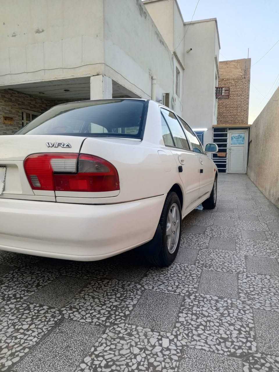 السلام عليكم بروتون 2004 رقم بغداد دولي بأسمي كير اوتوماتيك محرك لاصرف ولاتبخير جاهزه اي نقص مابيه السعر48 المكان بغداد الكرخ ***********
