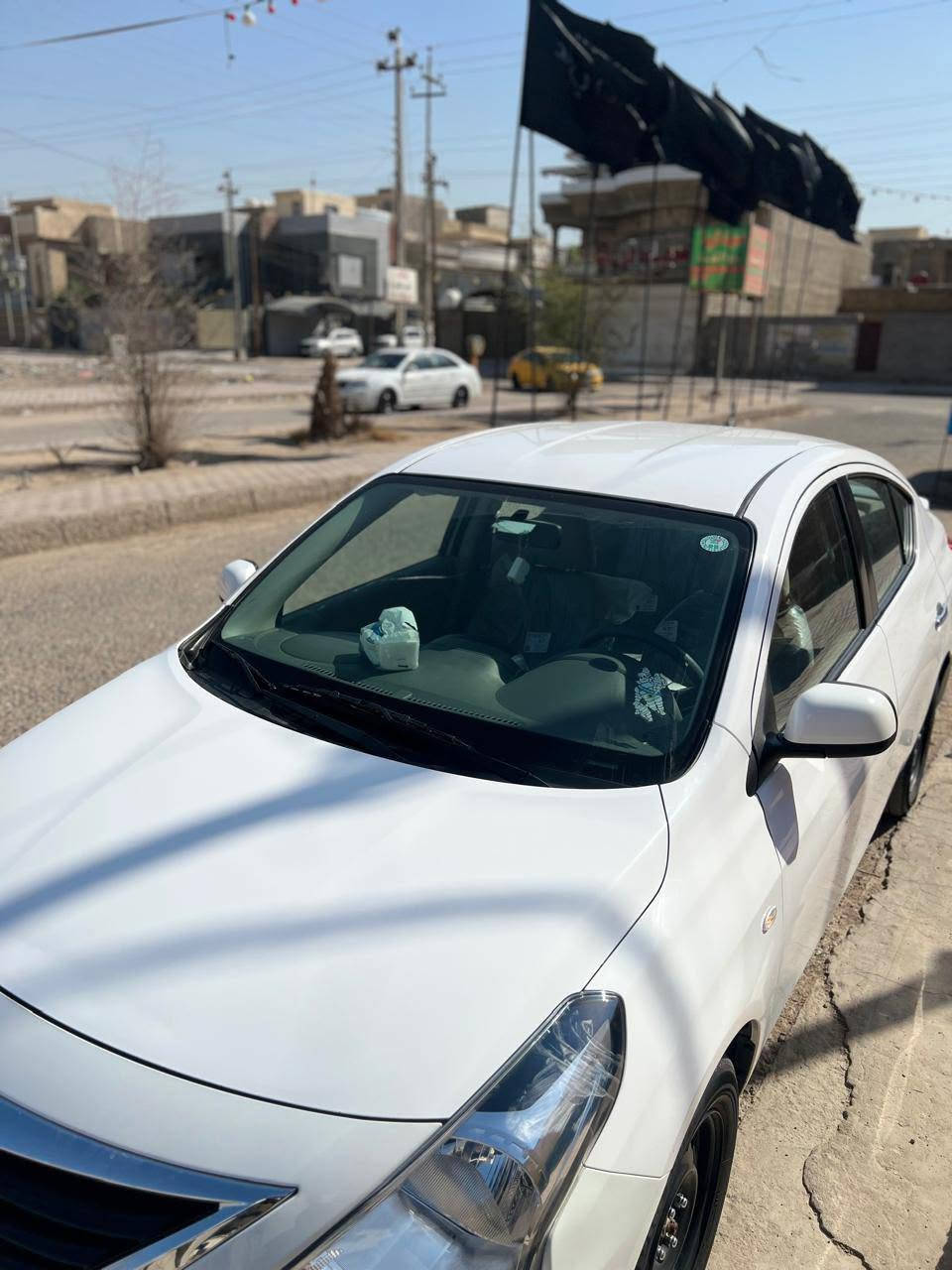 سلام عليكم نيسان صني 24 كفالة عامة بيهة بس طعجة ومعدلة موضحة بل صورة ماشية 45 السيارة نظيفة حيل او ما متعوبة المو شراي لا يتعبني 
ول شراي بخدمتة 
متواجد
واتساب فقط 
*********** البصرة, العراق
