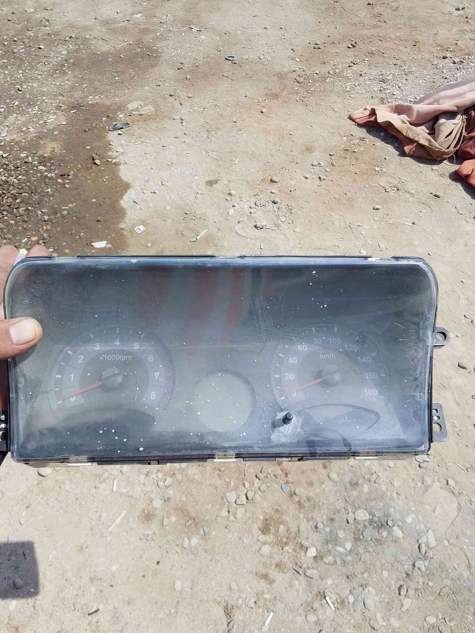 السلام عليكم إخوان، عندي وجبة غراض سايبا تفصيخ نظيفة للبيع، والأسعار مناسب
عينة (كيجات): كاملة شغالة ونظيفة 👈 (20 ألف)

راديتر: نظيفة جداً وبشرط ما بيها أي ليك 👈 (20 ألف)

درايم شفت (اثنين): نظاف 👈 (20 ألف للزوج)

عصا الإشارة بالستيرن: الطقم كامل وشغال 👈 (10 ألف)

مسجل سايبا: شغال ونظيف 👈 (10 ألف)

مراية داخلية ( ال بالنص): زغيرة وأصلية 👈 (5 آلاف)

📍 الموقع: البصرة - التنومة - الصالحية.
📞 للتواصل والاستفسار: [***********] أو راسلني خاص.
