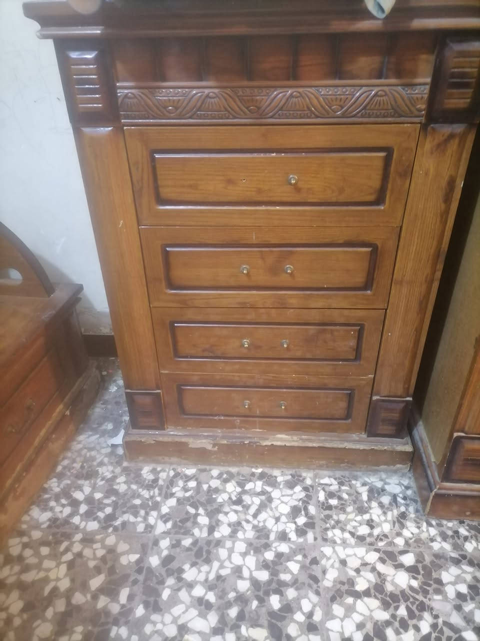 غرفة ماليزية • مستعملة • بغداد الحرية