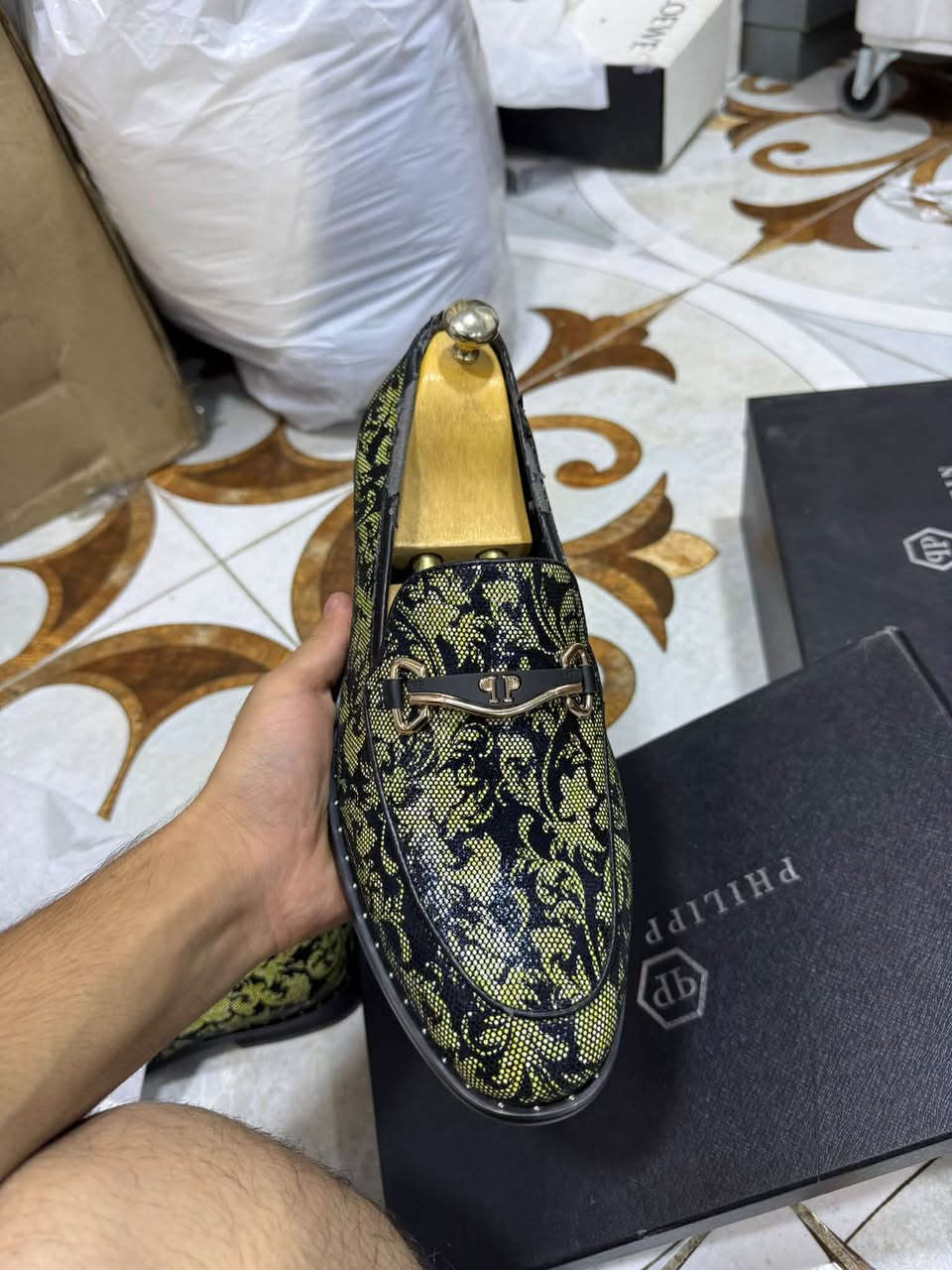ملابس • ٤٠ قطعة