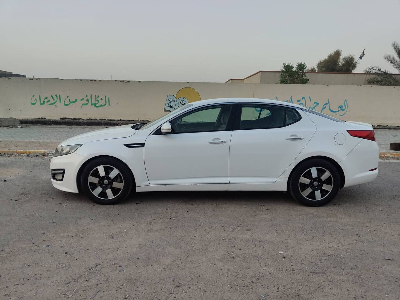 السلام عليكم اوبتما خليجي فول عده الفتحه 2011 محرك 2000 كفاله عده صبغ بنيد بدون حادث 
السعر 117 وبيها مجال قليل 
سياره جاهزه من كلشي 
مكان السياره ديوانيه
رقمها اربيل انكليزي 
***********
***********
